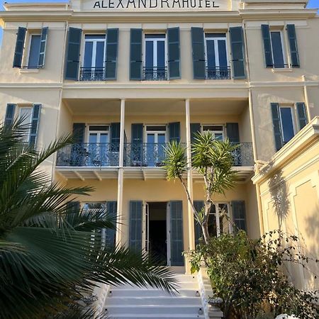 Hotel Alexandra - Boutique Hotel Жуан-ле-Пен Экстерьер фото